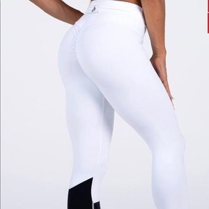 Ryderwear Neonude Scrunch Bum Leggings